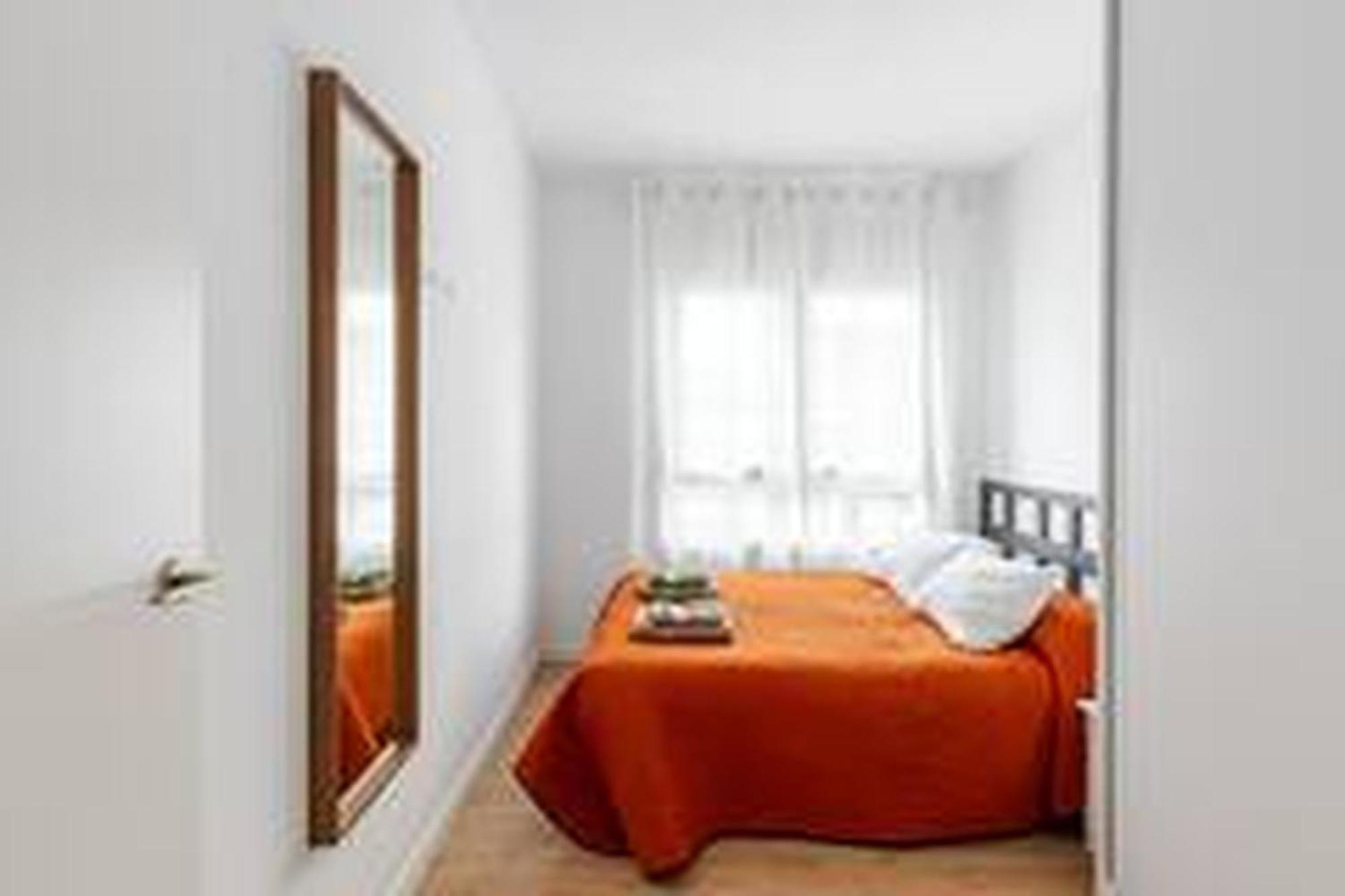 Águilas Apartamentos Nuevo Con Aire Y Wifi מראה חיצוני תמונה